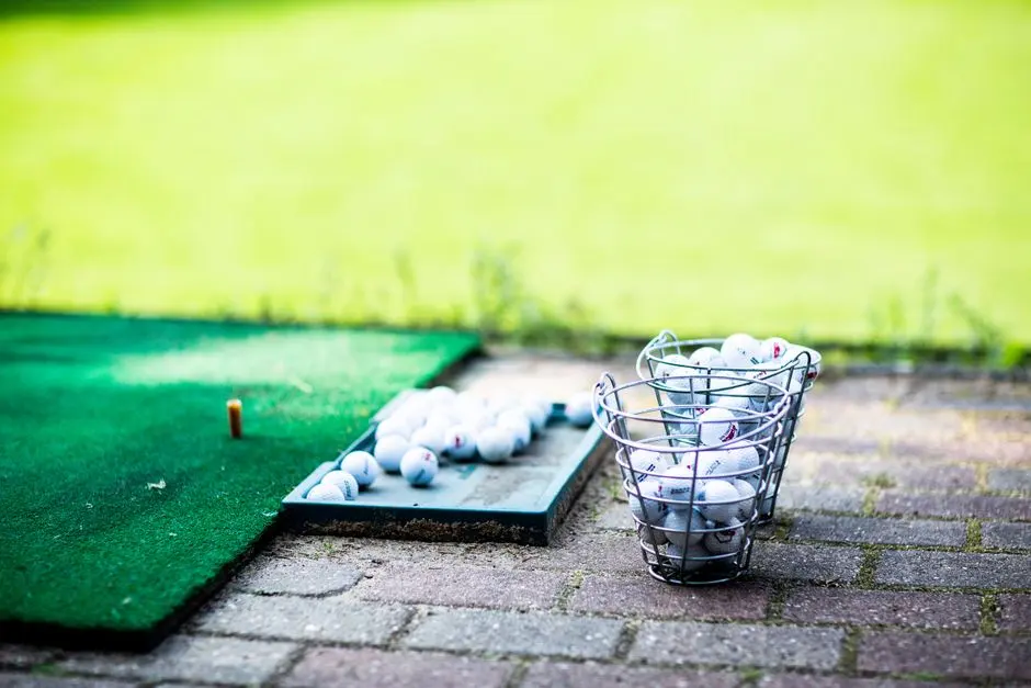 Welten Golf Báč